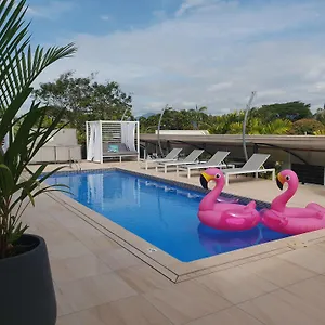saltwater-luxury-apartments.cairnshotels4all.com/